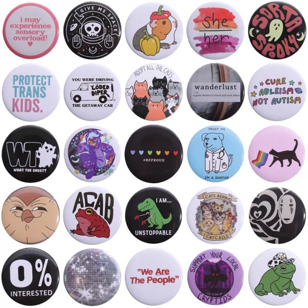 Round tinplate badge